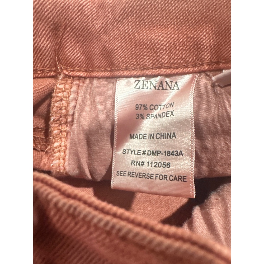 NWT 3 pair Zenana Frayed Hem Denim Short Bundle: - Picture 8 of 9